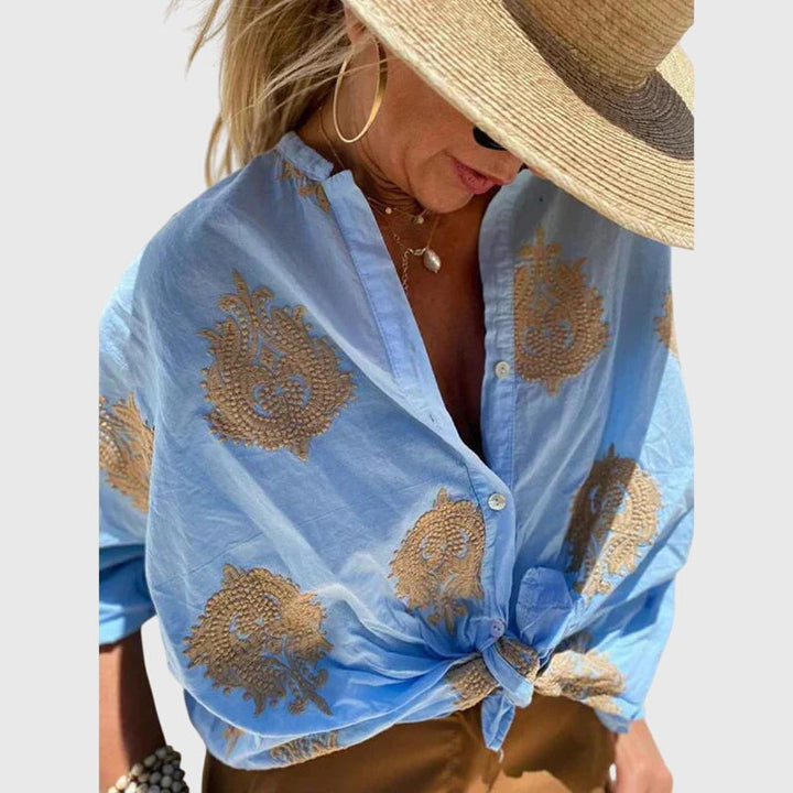 Light and Chic Blouse