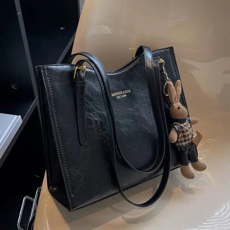 Elegant Shoulder Tote