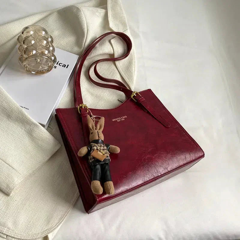 Elegant Shoulder Tote