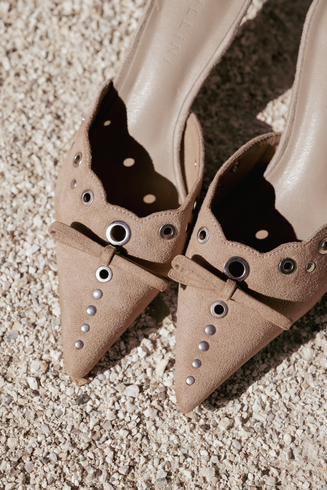 Mini Heels - Camel Suede